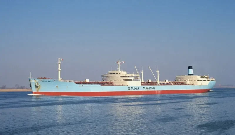 EMMA MAERSK Tanker IMO 6404844 photo 2