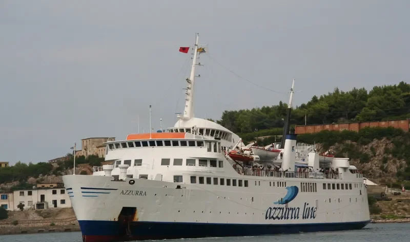 AZZURRA Ro-Ro IMO 6406373 photo 4