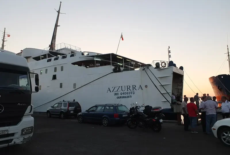 AZZURRA Ro-Ro IMO 6406373 photo 9