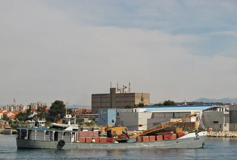 ZORA General Cargo IMO 6406892 photo 3