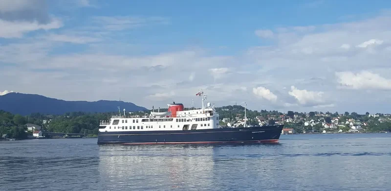HEBRIDEAN PRINCESS Passenger Ship IMO 6409351 photo 6