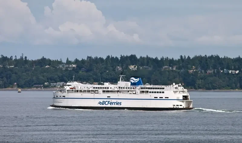 QUEEN OF NEW WESTMINSTER Ro-Ro IMO 6413663 photo 6