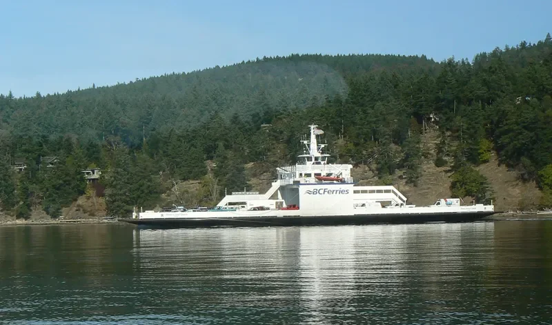 HOWE SOUND QUEEN Ro-Ro IMO 6418546 photo 4
