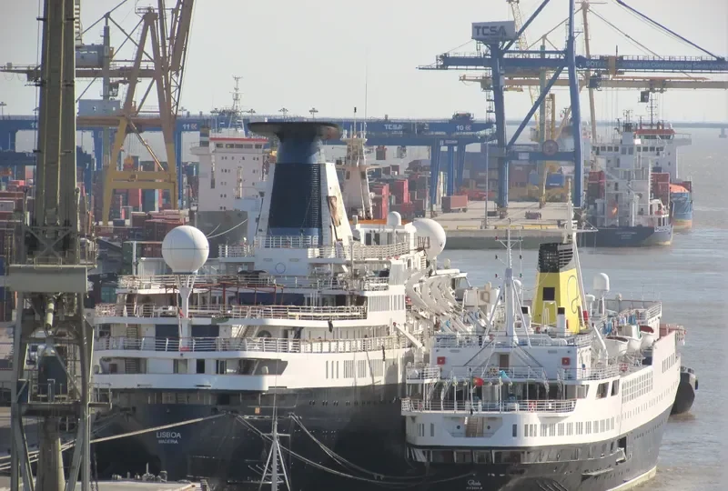 PORTO Passenger Ship IMO 6419057 photo 5