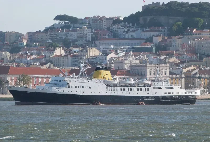 PORTO Passenger Ship IMO 6419057 photo 8