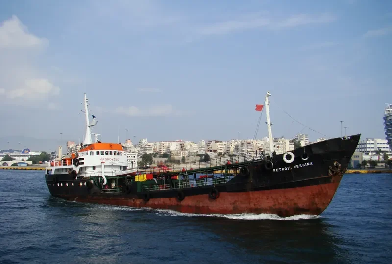 THEODOROS Tanker IMO 6421660 photo 9