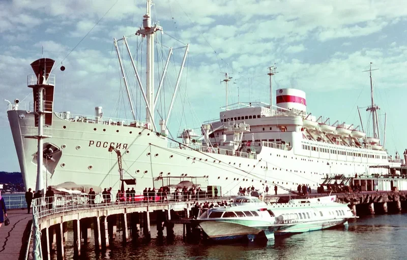 ANIVA Passenger Ship IMO 6421713 photo 2