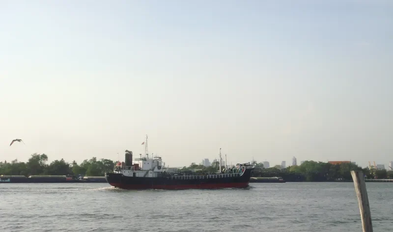 F 2 Tanker IMO 6507579 photo 2