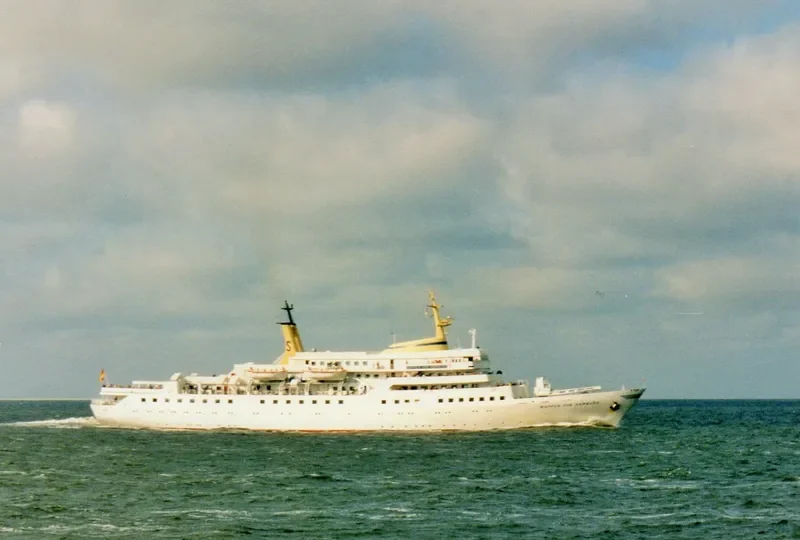 MERCATOR II Passenger Ship IMO 6510887 photo 2