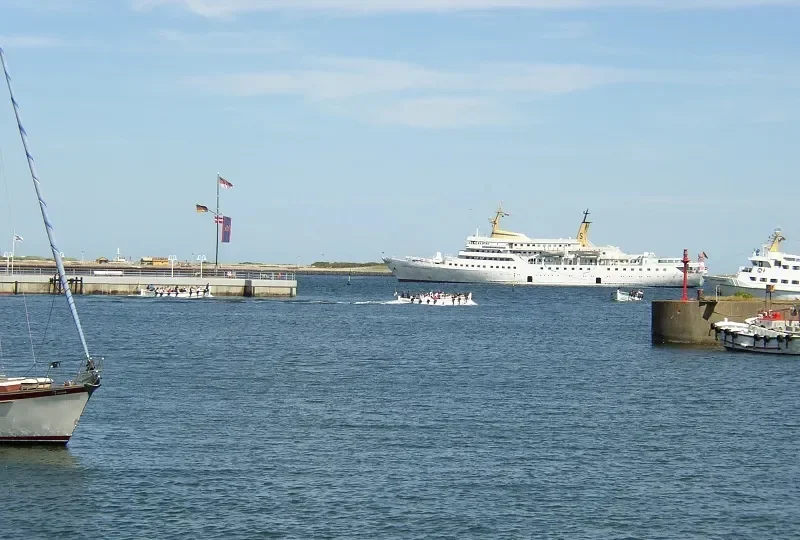 MERCATOR II Passenger Ship IMO 6510887 photo 6