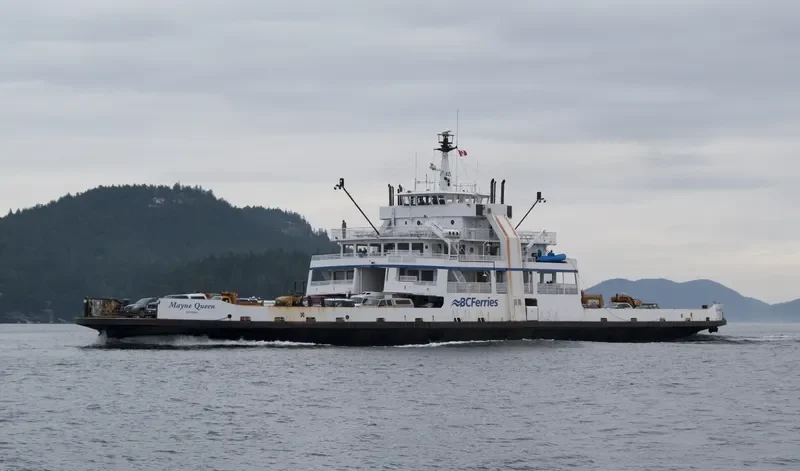 MAYNE QUEEN Ro-Ro IMO 6522567 photo 8