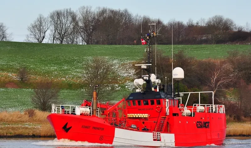 ESVAGT PROMOTOR General Cargo IMO 6524656 photo 2