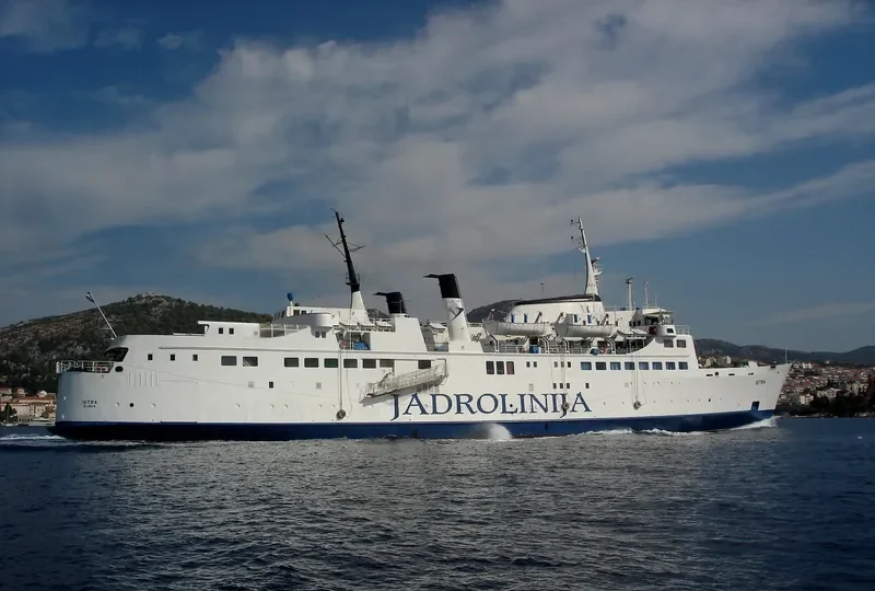 ISTRA Ro-Ro IMO 6525143 photo 9