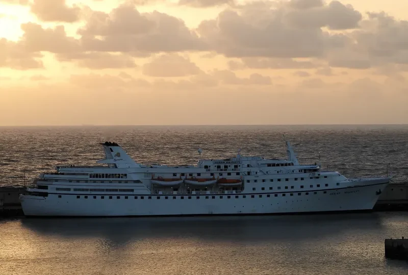 OCEAN MAJESTY Passenger Ship IMO 6602898 photo 3