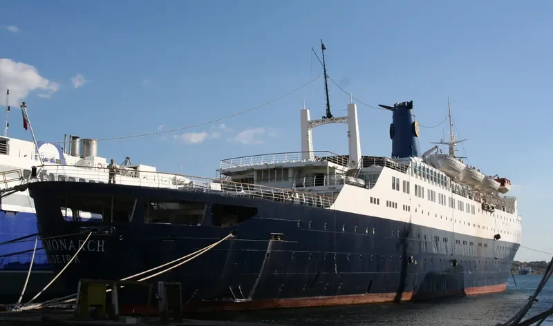 MAESTRO Passenger Ship IMO 6604834 photo 2