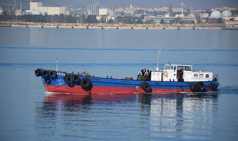 SEEVE Tanker IMO 6606155 photo 2
