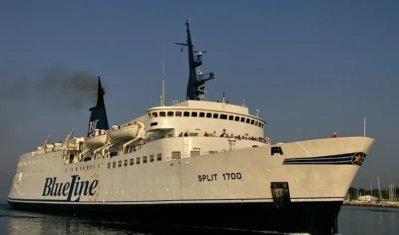 SPLIT 1700 Ro-Ro IMO 6606234 photo 7