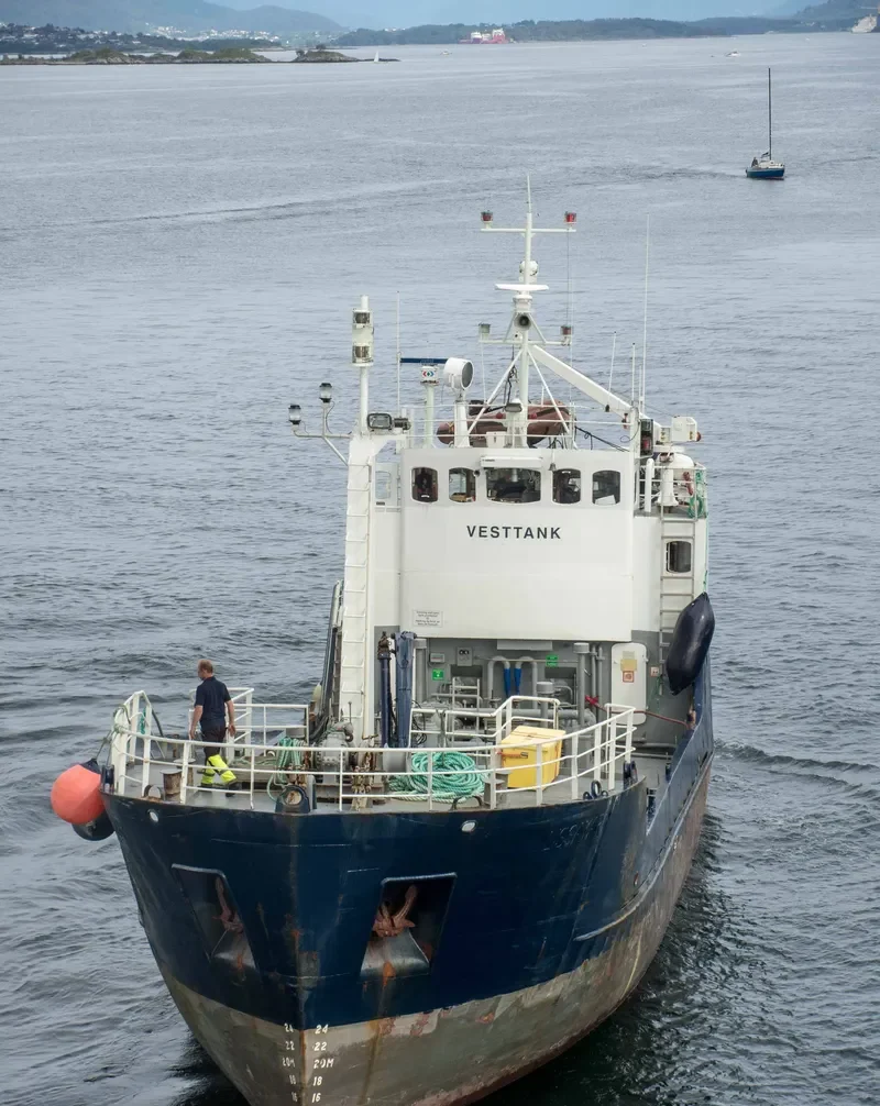 ATLANTIC TANK Tanker IMO 6608012 photo 5