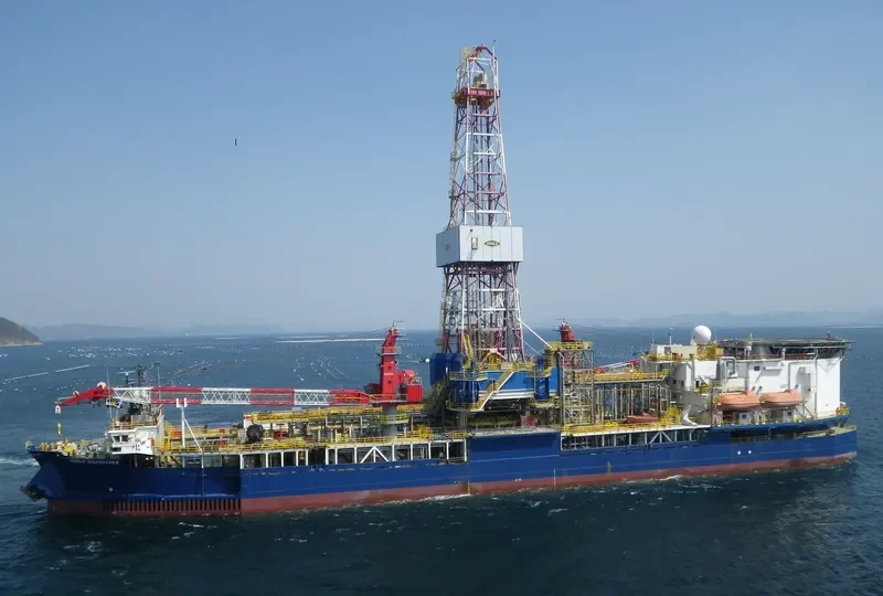 DISCOVERER General Cargo IMO 6608608 photo 8