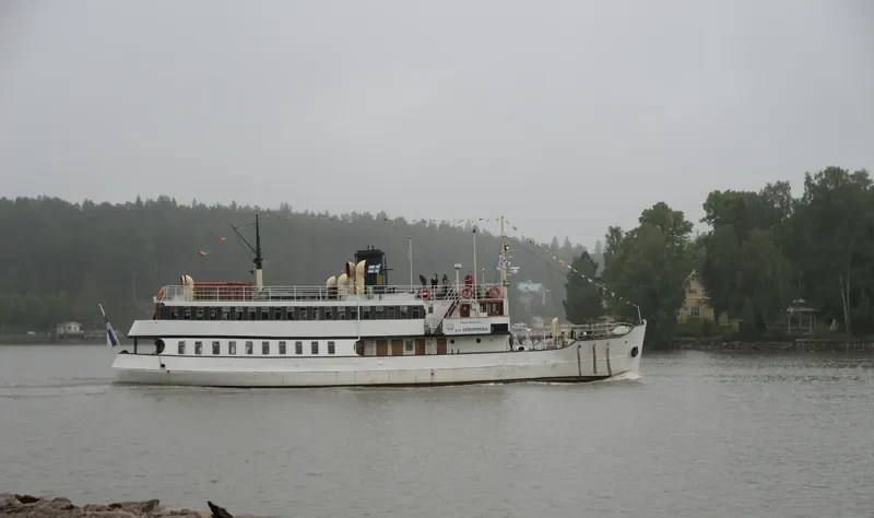 UKKOPEKKA Passenger Ship IMO 6610132 photo 5