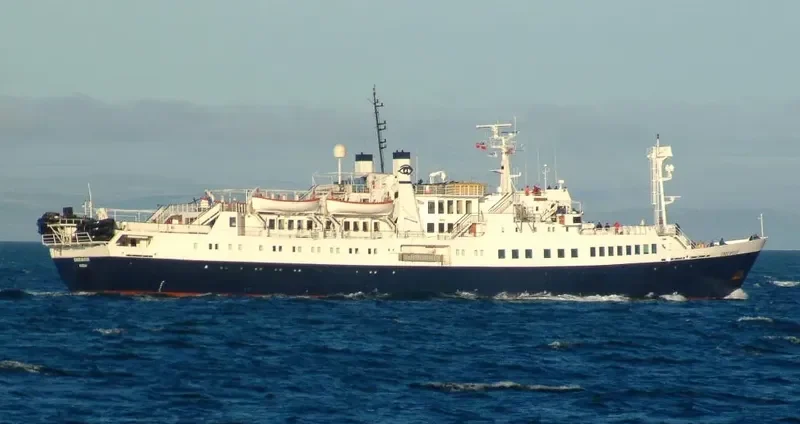 NATIONAL GEOGRAPHIC ENDEAVOUR Passenger Ship IMO 6611863