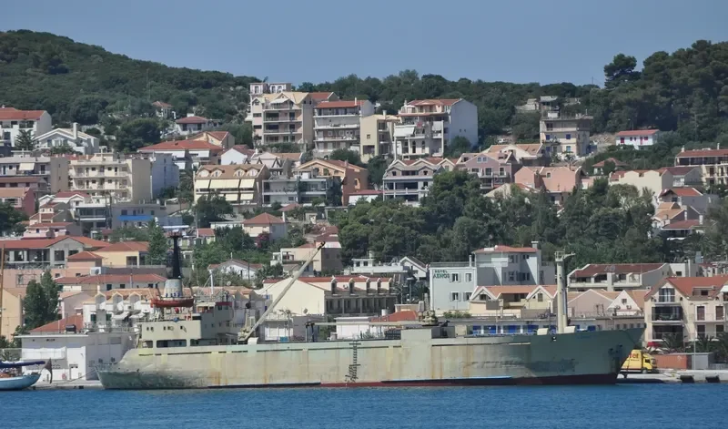 EDRO III General Cargo IMO 6613316 photo 9