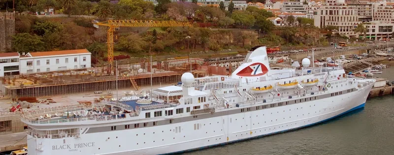 OLA ESMERALDA Passenger Ship IMO 6613328 photo 10