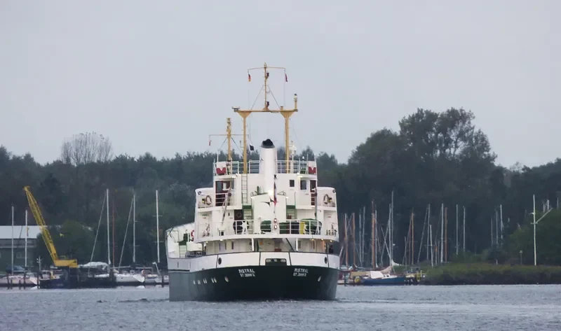 MISTRAL General Cargo IMO 6617855 photo 4