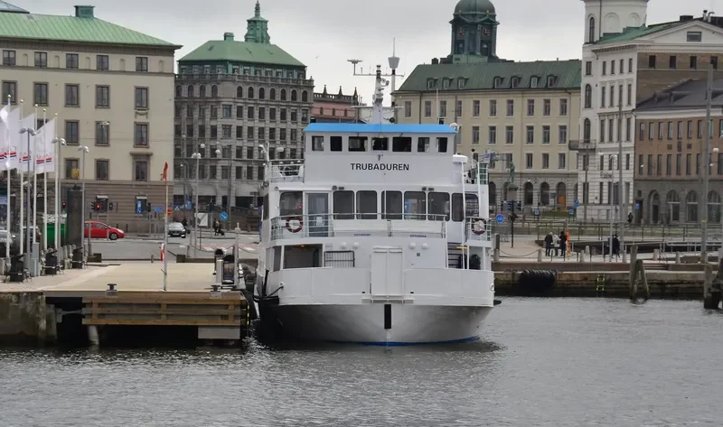 TRUBADUREN Passenger Ship IMO 6618811 photo 3