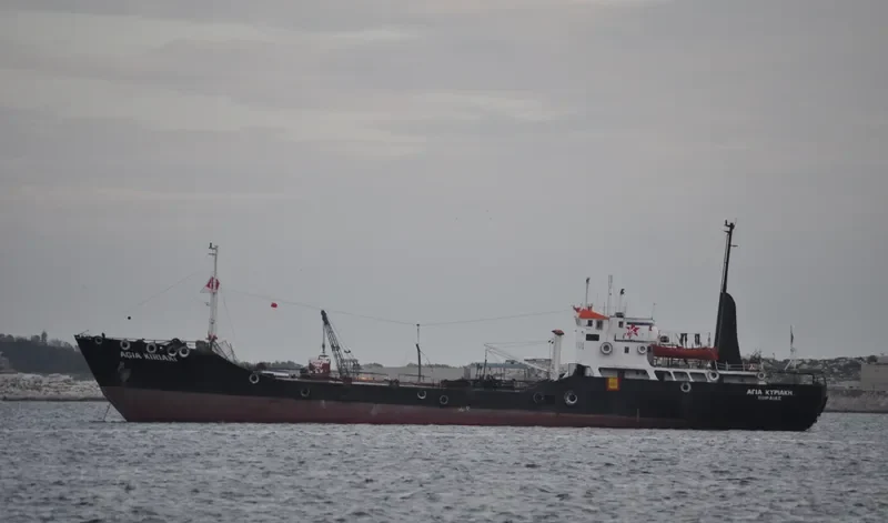AGIA KYRIAKI Tanker IMO 6700901 photo 8