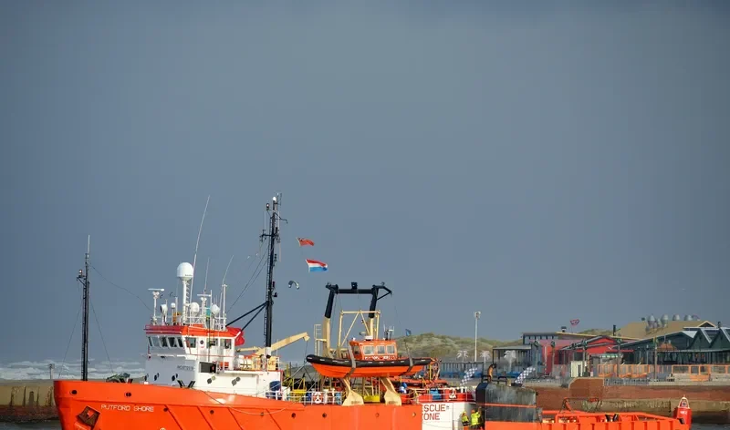 PUTFORD SHORE Offshore Vessel IMO 6712514 photo 3