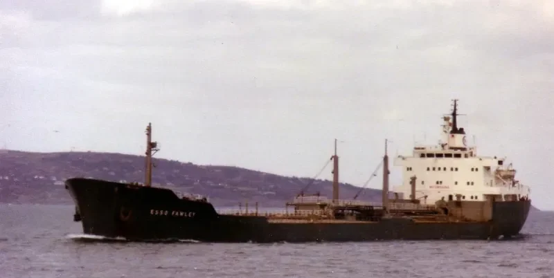 PETRO FAWLEY Tanker IMO 6712526 photo 3