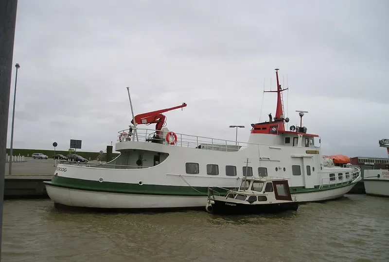 SPIEKEROOG III Passenger Ship IMO 6715102 photo 2
