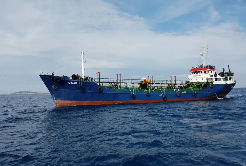 DINAR Tanker IMO 6800517