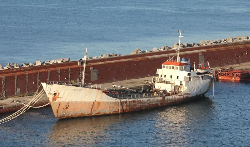 THEODOROS Tanker IMO 6807333