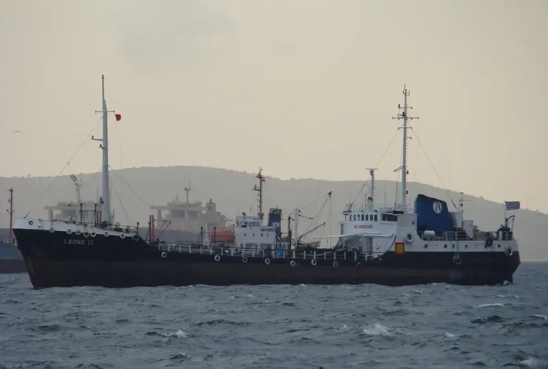 ENTUS Tanker IMO 6808791 photo 5