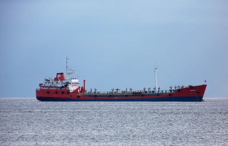 BONNIE B Tanker IMO 6810055 photo 2