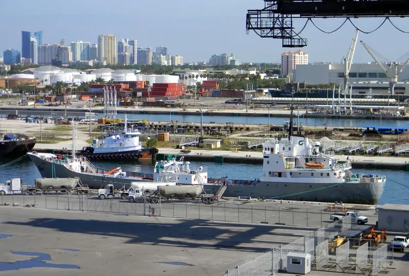SAKIS P General Cargo IMO 6811152 photo 2