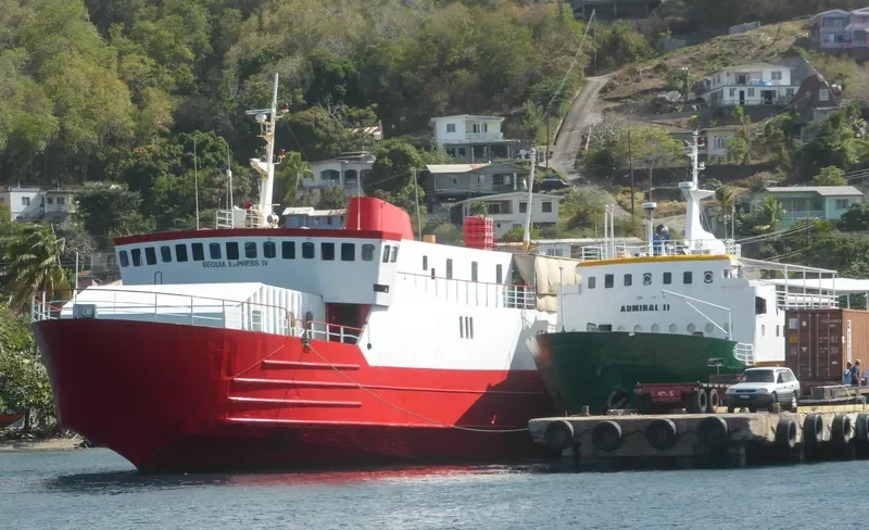 BEQUIA EXPRESS 4 Ro-Ro IMO 6812534 photo 3