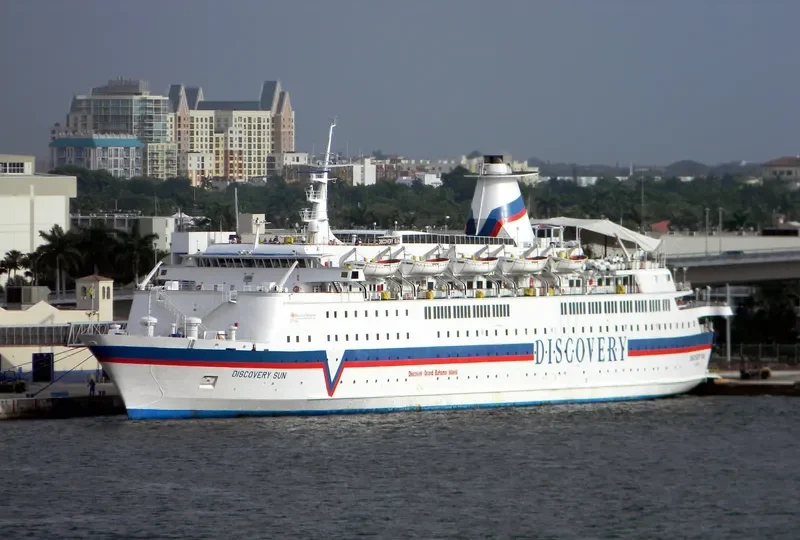 DISCOVERY SUN Ro-Ro IMO 6815158 photo 5