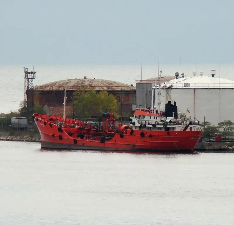 AGAMEMNON Tanker IMO 6817857 photo 9