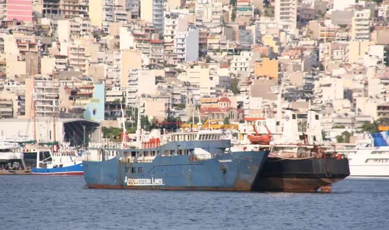TRACARRIER Ro-Ro IMO 6819611