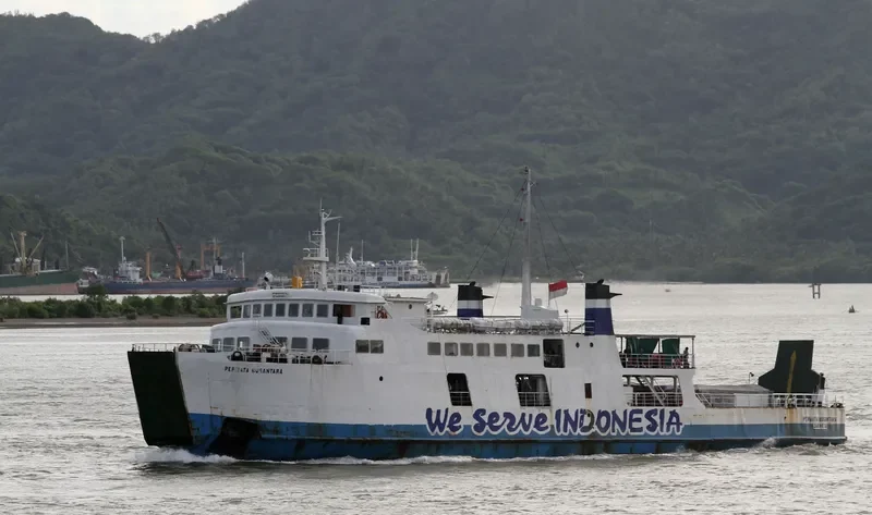 PERMATA NUSANTARA Passenger Ship IMO 6820139