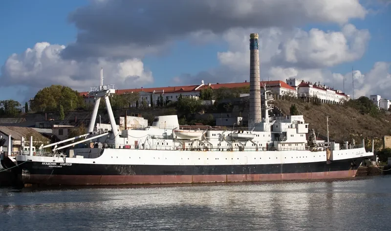 AKADEMIK ANDREEV General Cargo IMO 6825426 photo 4