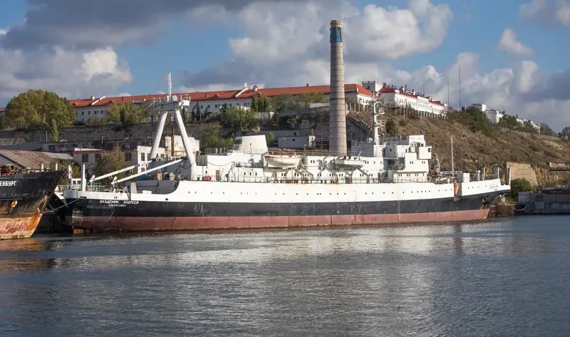 AKADEMIK ANDREEV General Cargo IMO 6825426 photo 5
