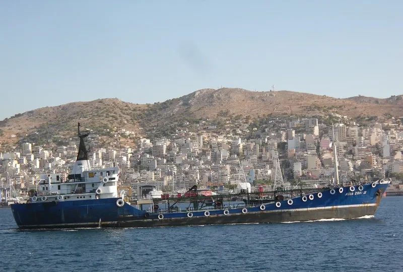 CRYSTAL WATER Tanker IMO 6902004 photo 7