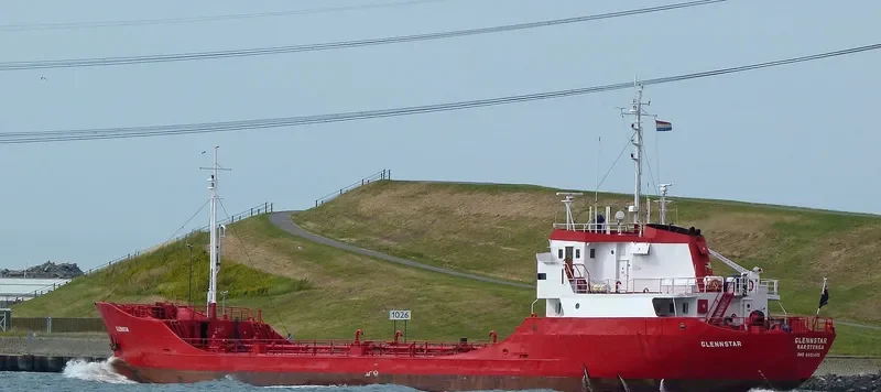 GLENNSTAR Tanker IMO 6903498 photo 5