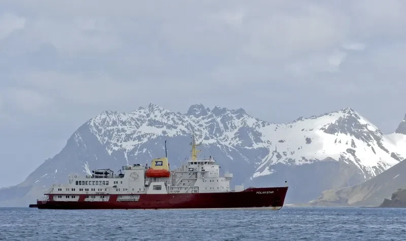 POLAR STAR Passenger Ship IMO 6905745 photo 3
