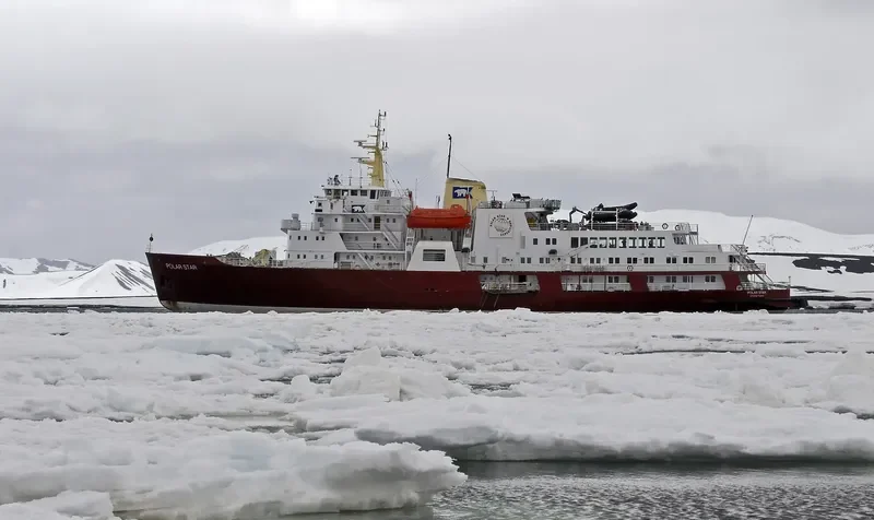 POLAR STAR Passenger Ship IMO 6905745 photo 4