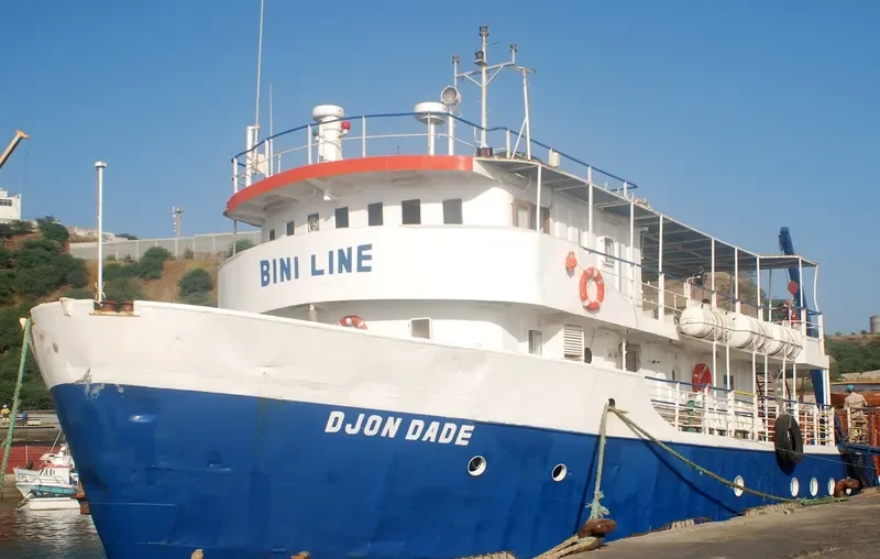 DJON DADE Passenger Vessel IMO 6908802 photo 3